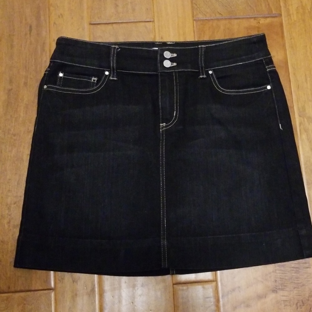 White House Black Market Black Jean Skirt